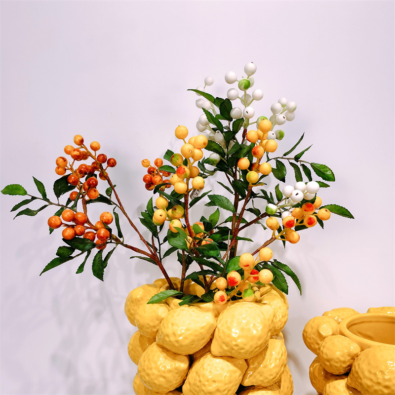 A Breathing Ceramic Lemon Vase Belonging to Yalang Home