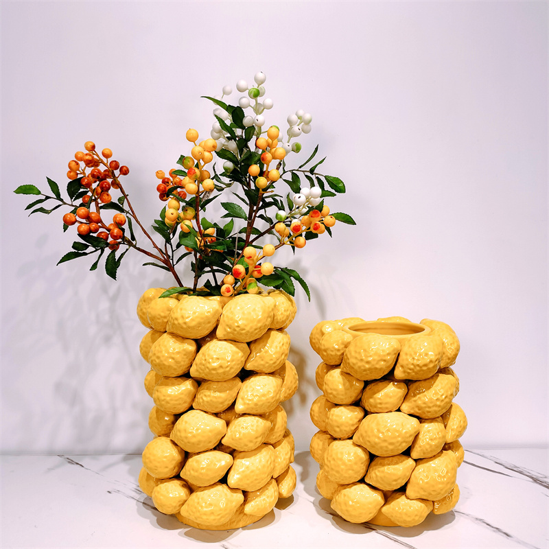 The 1250°C Harvest: How Hand-Built Ceramic Fruit Vases Are Ripening for Boutiques and Hotels