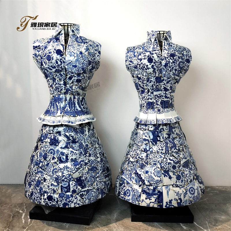 Yalang Home Customization | Exclusive Porcelain Glaze Patchwork Dress Sculpture, Creating an "Exclusive Art Landmark" for Your Space
