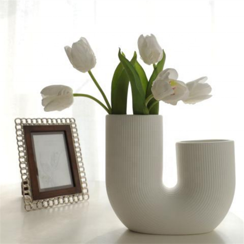 Yalang Home - Customized Ceramic Vase Service - U-shaped Double-Port Vertical Pattern Art Vase