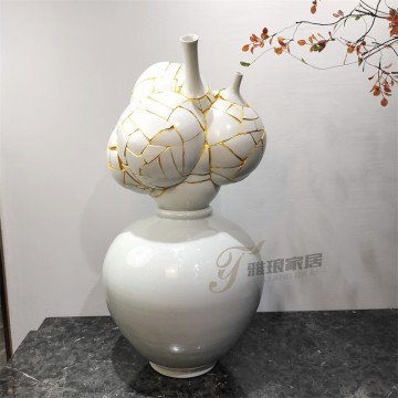 Ceramic Ornaments: The Silent Aesthetic Balancers of Modern Spaces
