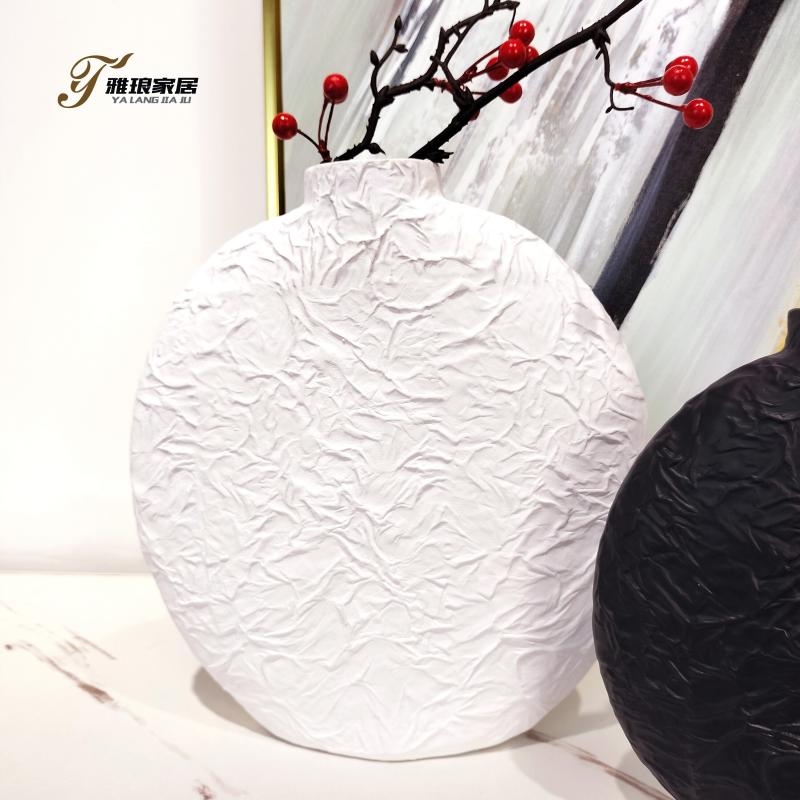 New Chinese Light Luxury Textured Ceramic Vases - Ins-Style Black & White Decor Pieces for Home Aesthetic