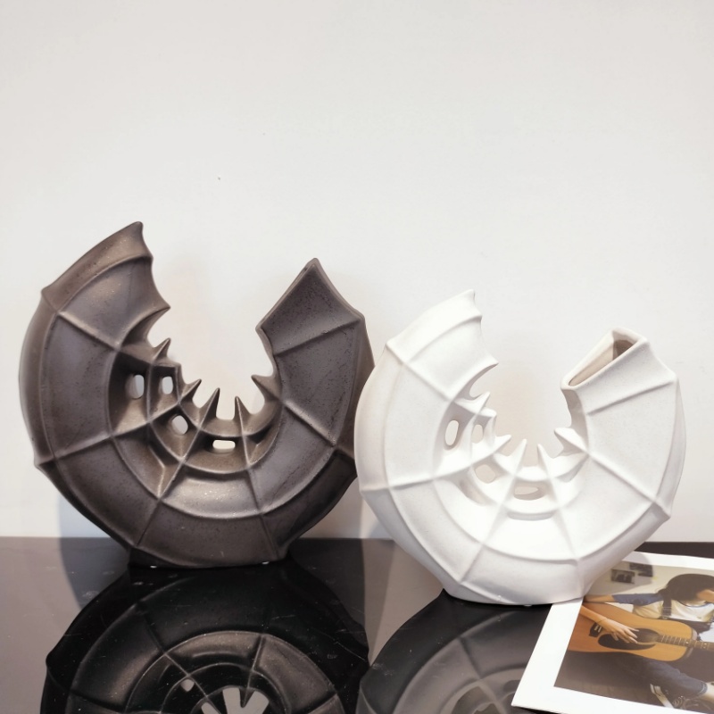 Artistic Spider Web Ceramic Vase - Black & White Sculptural Home Decor Piece for Modern Interiors