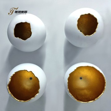 Modern White Sphere Wall Sculptures with Gold Accents – Set of 4 Textured Art Pieces for Luxury Interior Design