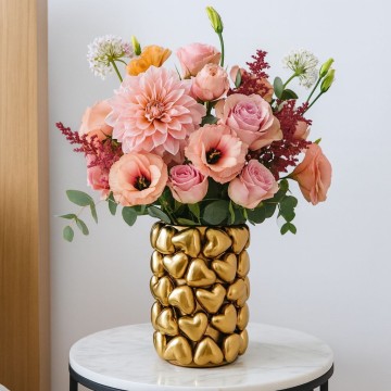 Vaso de cerâmica artesanal em formato de coração dourado de 30 cm | Vaso decorativo luxuoso com arranjo de corações em 3D para interiores modernos e presentes românticos