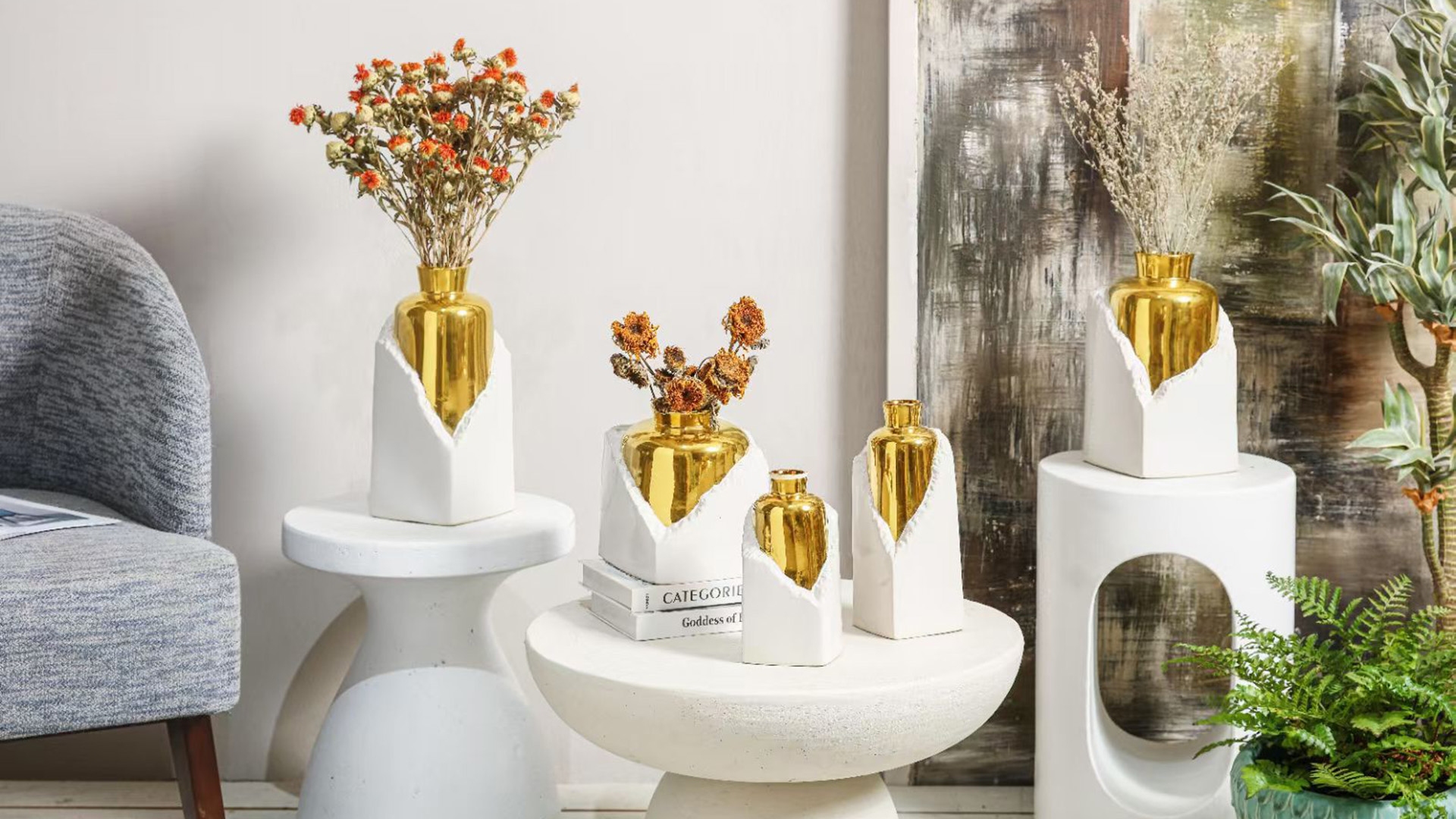 white-gold-geometric-vases-banner