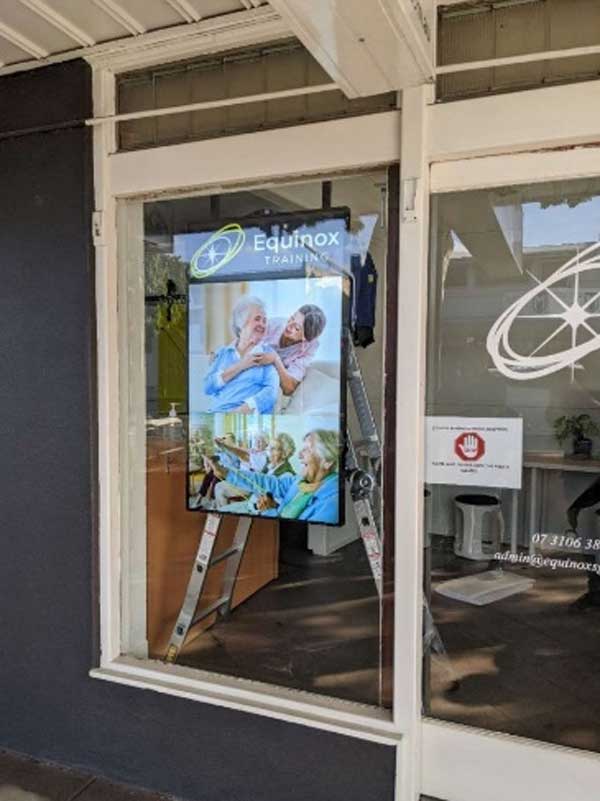 Australian-Window-Highlighting-Screen-Hotel-Case5.jpg
