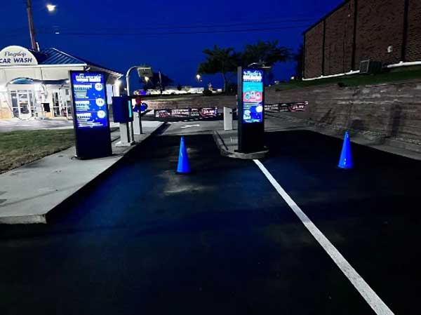 Outdoor-Machine-for-Car-Washing-in-the-United-States2.jpg