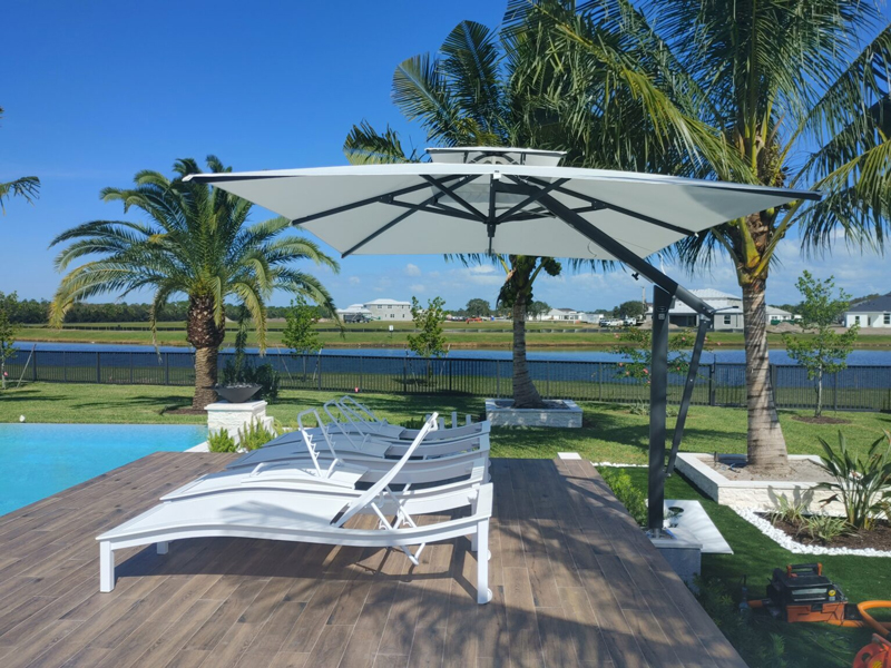 Sun-Protective-LED-Umbrellas-for-Hotel-Patios-&-Pool-Areas