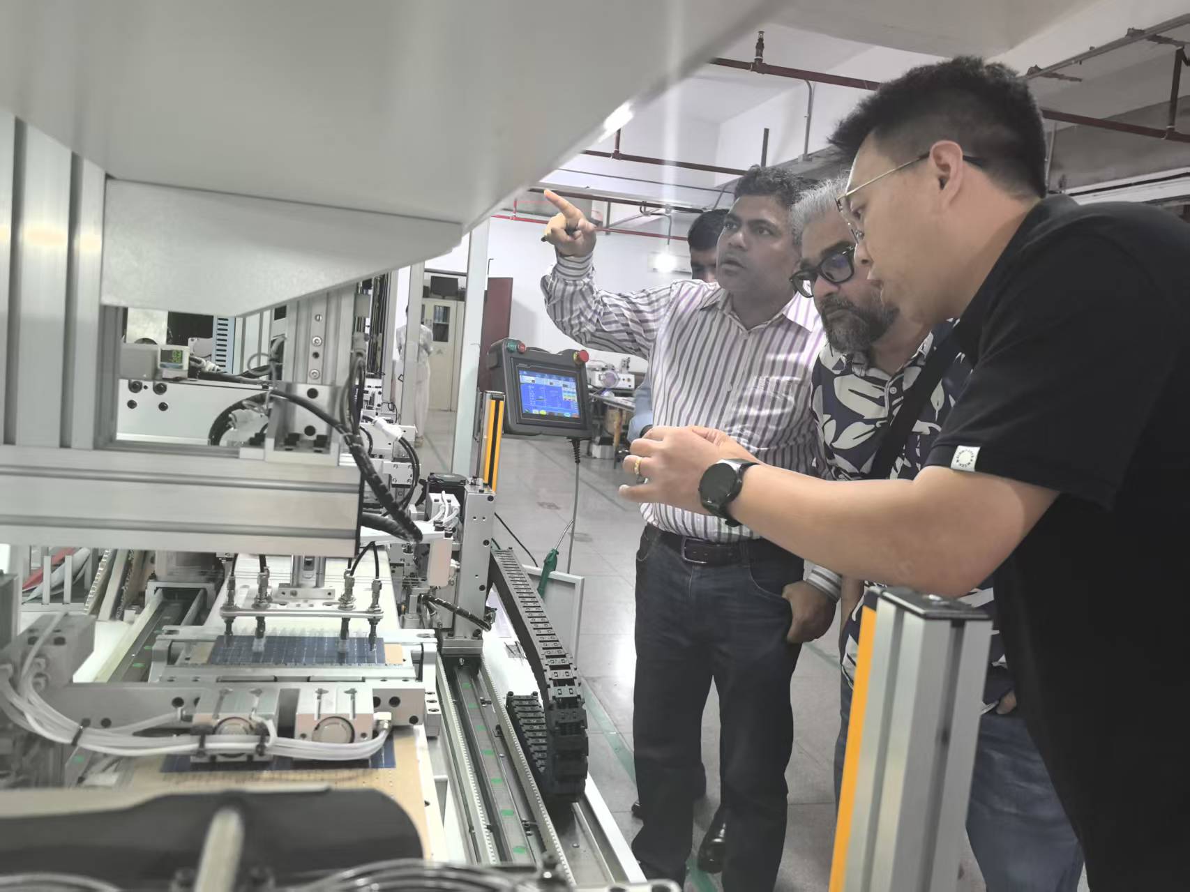 customers from Bangladesh came to the factory to discuss the product plan for the off-grid photovoltaic system.