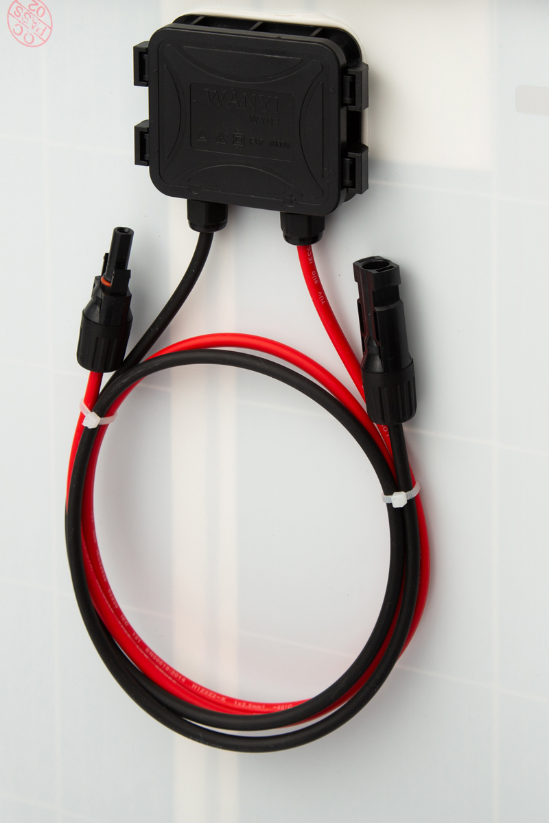 【产品图04（细节图）】945-540 100W 银边白背 GSMO-YWET100-20A TOPCON