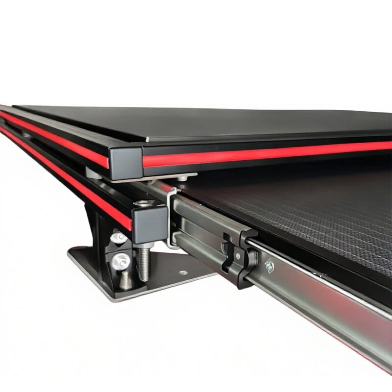 Manual Expandable Solar Panel 03.jpg