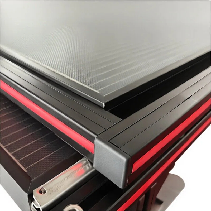 Manual Expandable Solar Panel 04.jpg