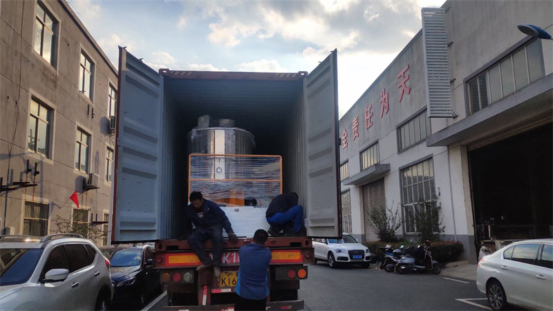 Truck Loading17