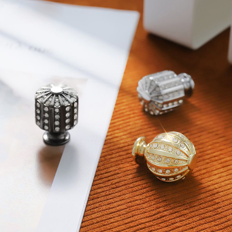 Handles Knob Nordic Modern Cupboard Wardrobe Pull Window Door Drawer Kitchen Cabinet Gold Luxury Metal Furniture Handles Knob