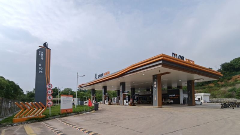 Gasolinera de petróleo de Dalu (1)