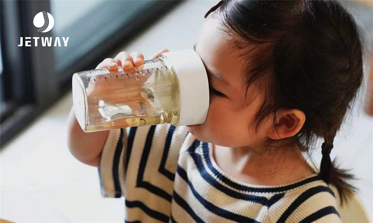 baby cup transition tips