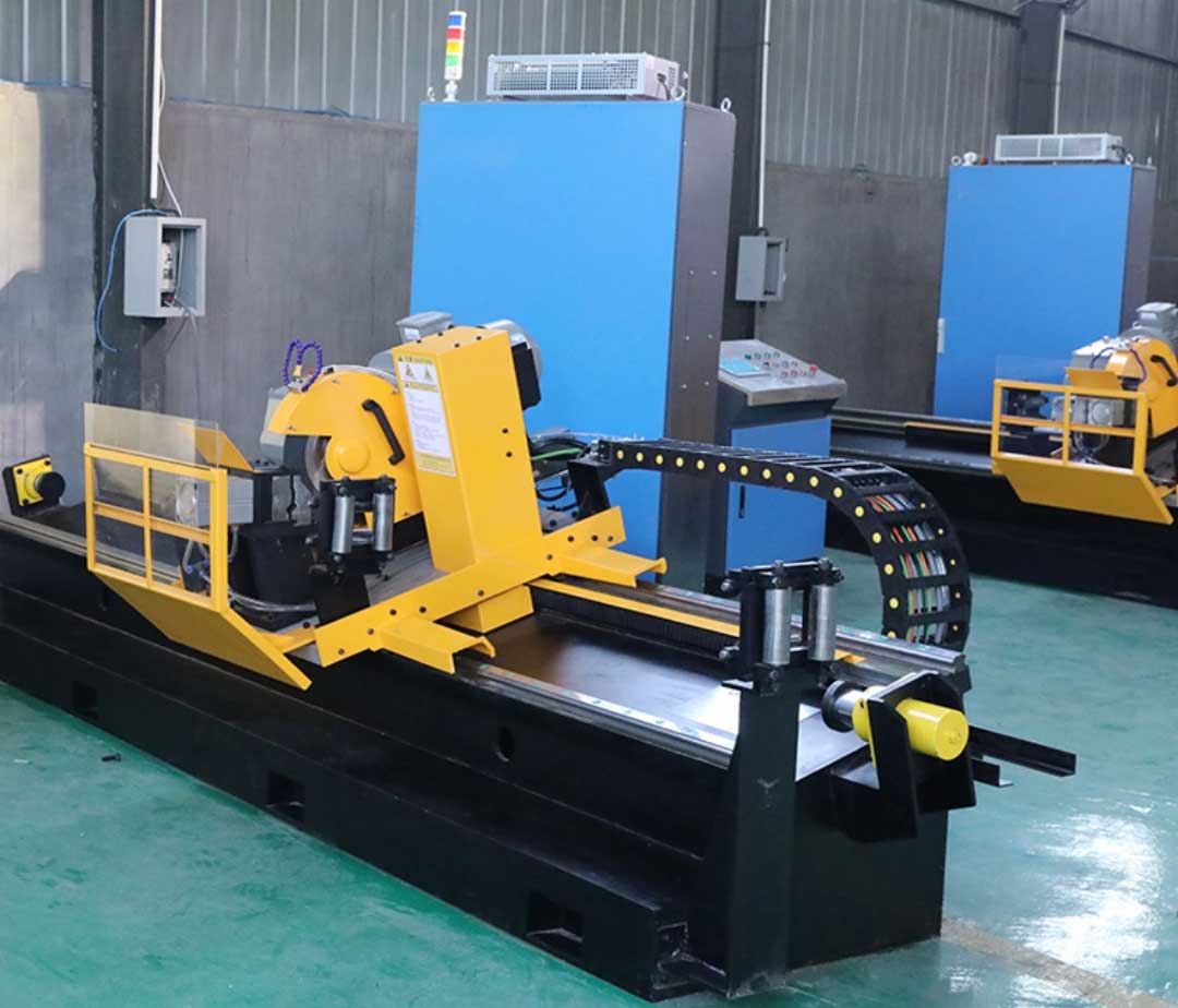 The-differences-between-Cold-Cutting-Saw-and-Computer-controlled-Cutting-Saw.jpg