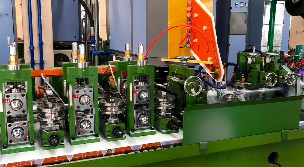 tube-mill-welding-section-1
