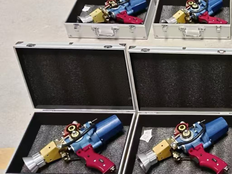 anti-corrosion zinc spraying equipment.png