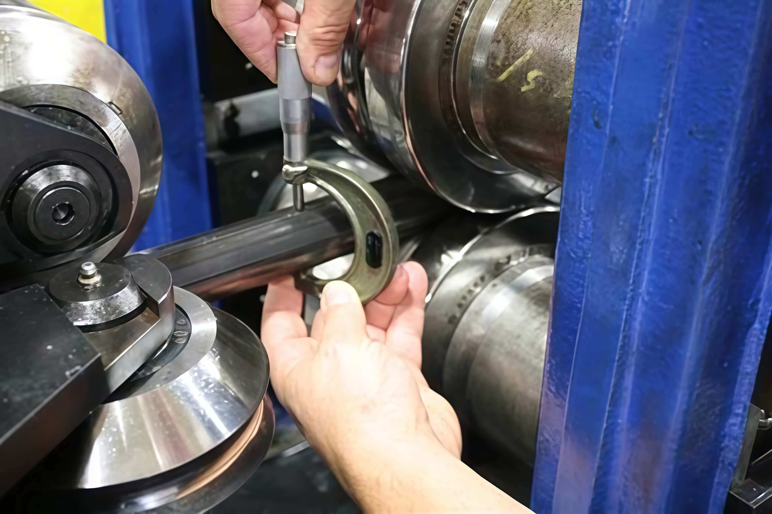 tube-mill-roll-gap-adjustment.jpg
