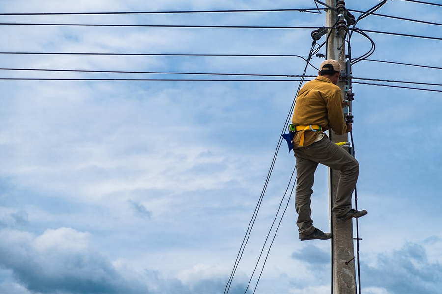 Fibra óptica: qué es, para qué se utiliza y cómo funciona