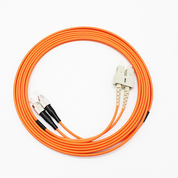 Cordones de remiendo dúplex del modo multi del cordón de remiendo de la fibra óptica del Sc FC 3.0mm