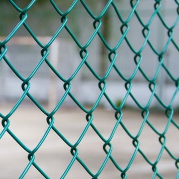 Ограждение из оцинкованной сетки с порошковым/ПВХ-покрытием