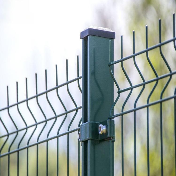 Как установить сварную сетчатую ограду: практическое, жизненное руководство