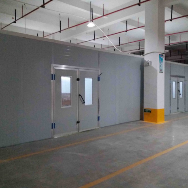 Advanced Furniture Spray Booth for Precision Coating Applications (2).jpg