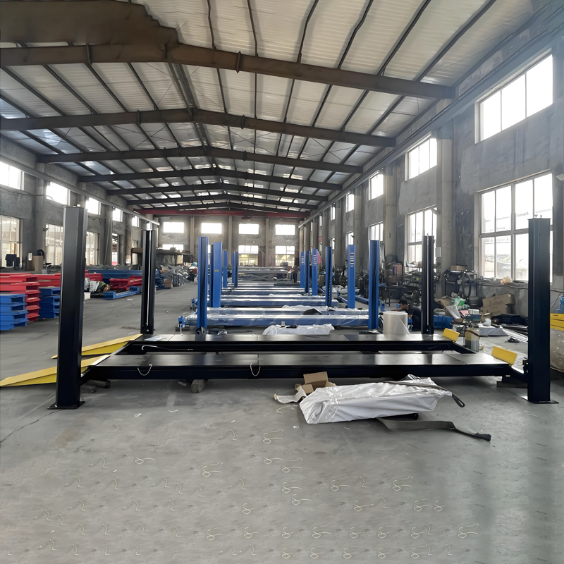 Heavy-Duty Four Post Car Lift for Professional Garages (11)