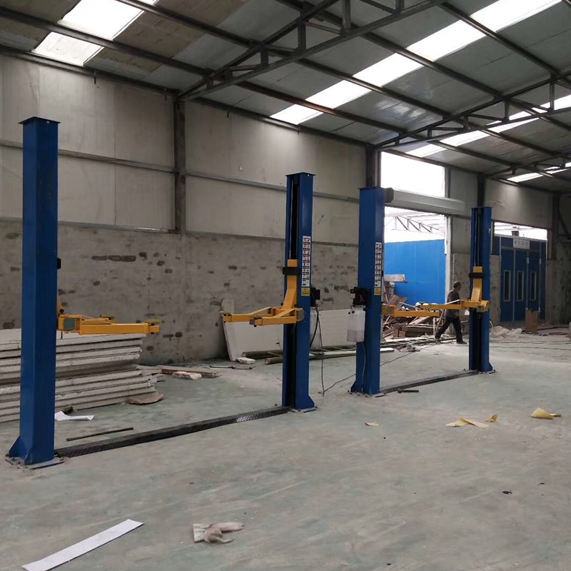 Powerful and Safe TWO Post Car Lift with Dual Hydraulic Chain-over Cylinders (1)
