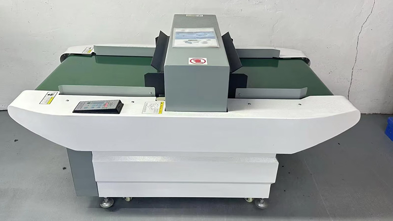Needle Detector