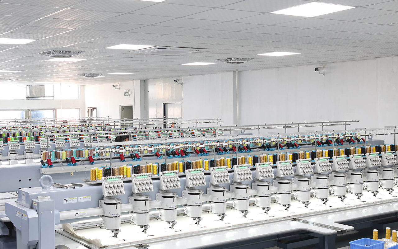 golf headcover manufacturing process in factory