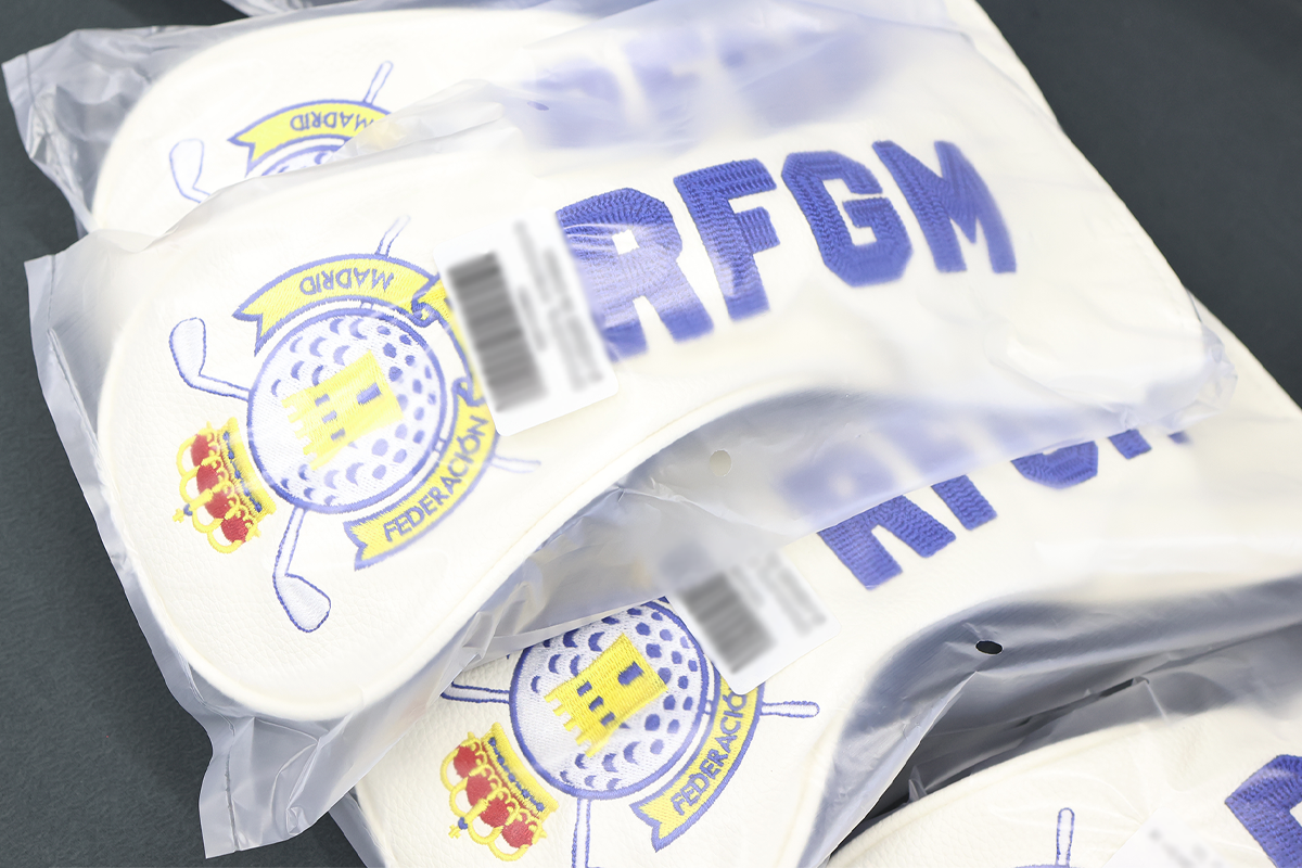 capas de cabeça bordadas para produção em massa.webp