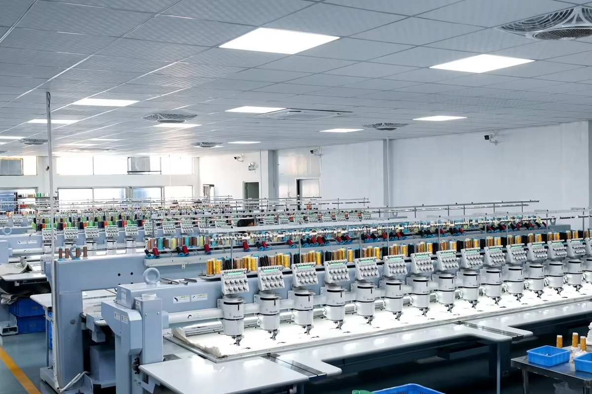 dongguan-golf-headcover-factory-production-line.webp