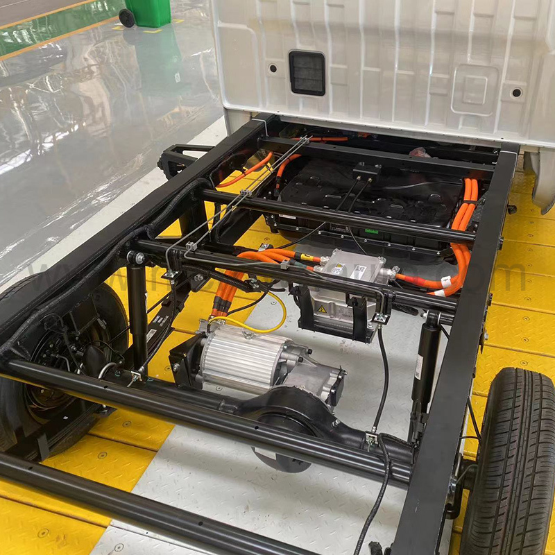 EEC L7e-CU Electric Flat Truck for customization (1).jpg