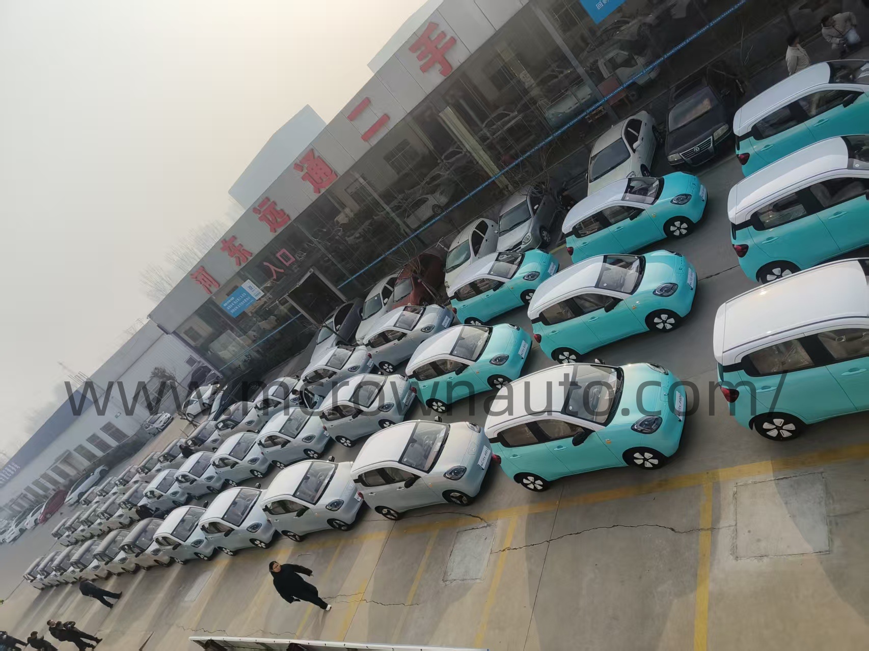 MCrown Auto Ships 100 Units of EEC L7e-Certified Micro Electric Vehicles to Europe