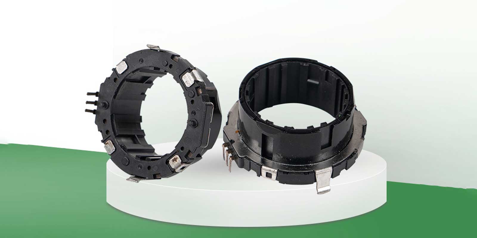 Made-of-imported-phosphor-bronze,-brass,-zinc-alloy,-aluminum-alloy,-plastic-materials-and-hardware-materials