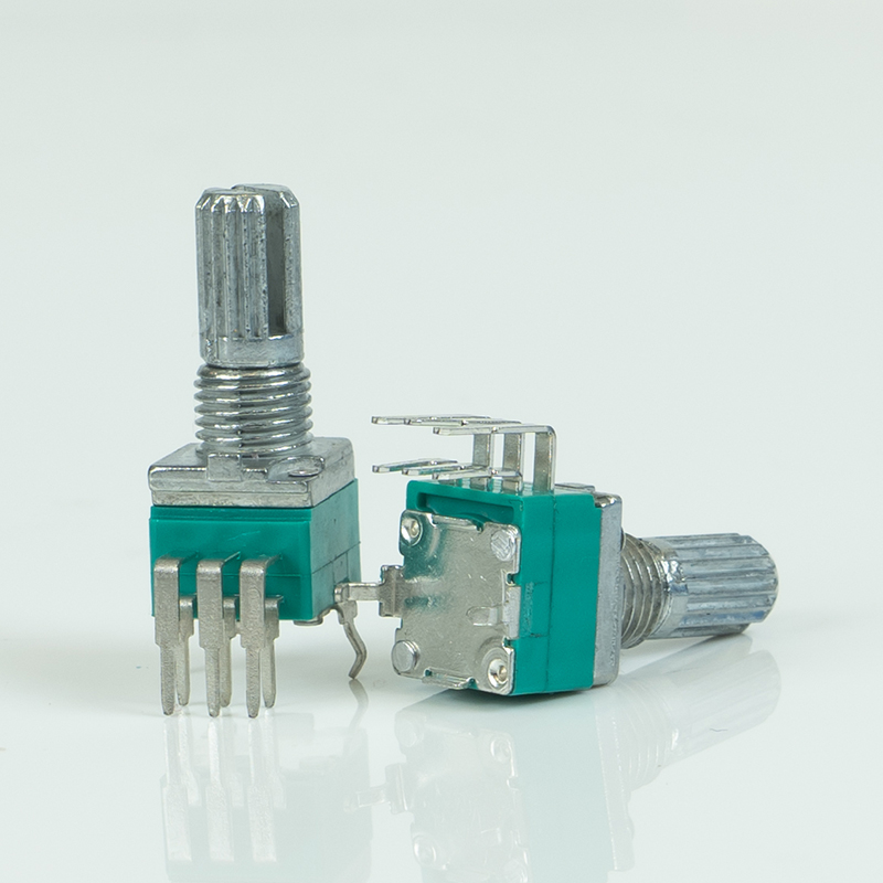 09mm Quad Unit Rotary Potentiometer 4 Gangs Potentiometer RK095GH1