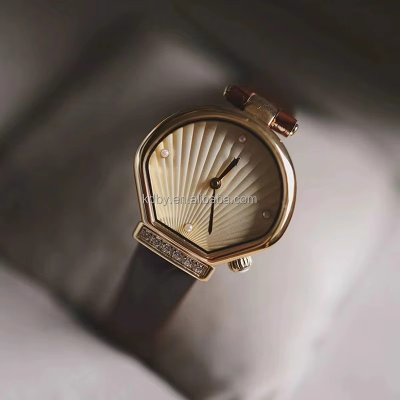 New Vintage Luxury Shell Shape Wristwatch (8)