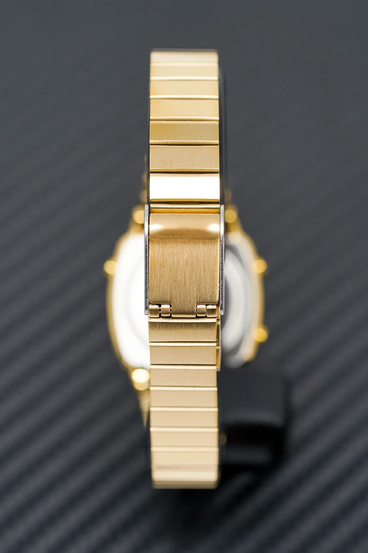 imgi_20_CASIO_LA670WGA-1DF-3_1280x