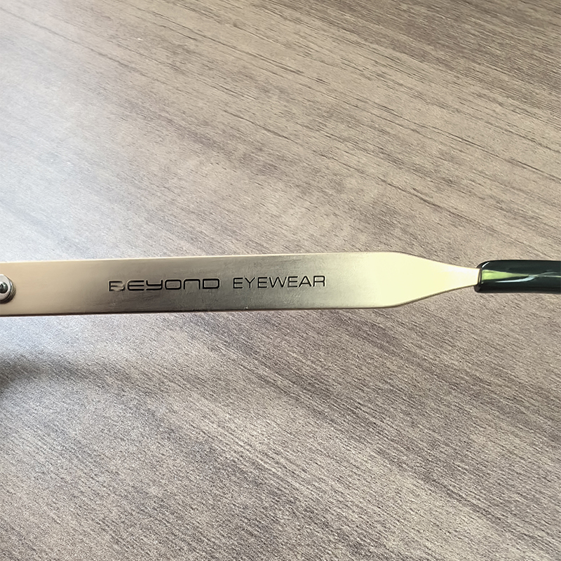 Customized logo Case4