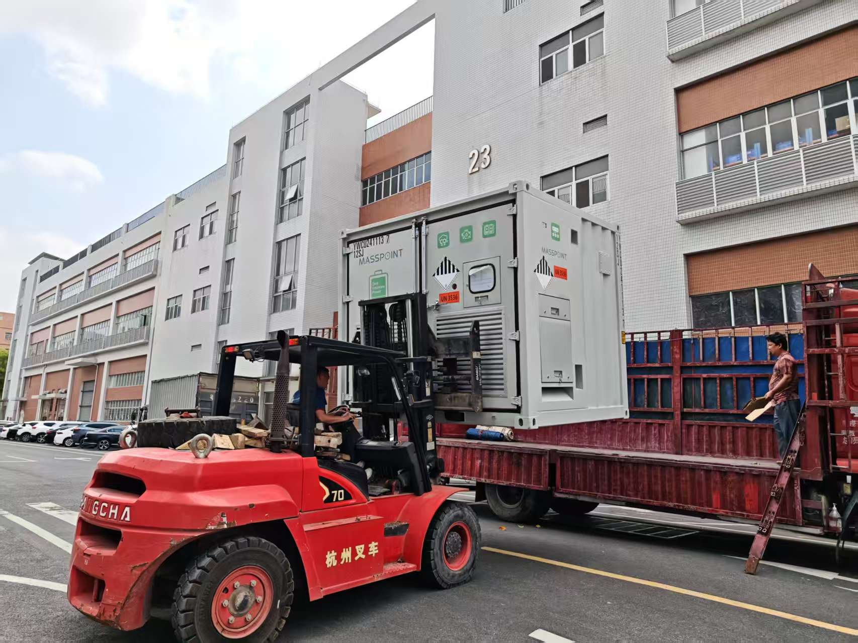 MASSPOINT Ships Alpha-400-430-EX Hybrid System to Singapore