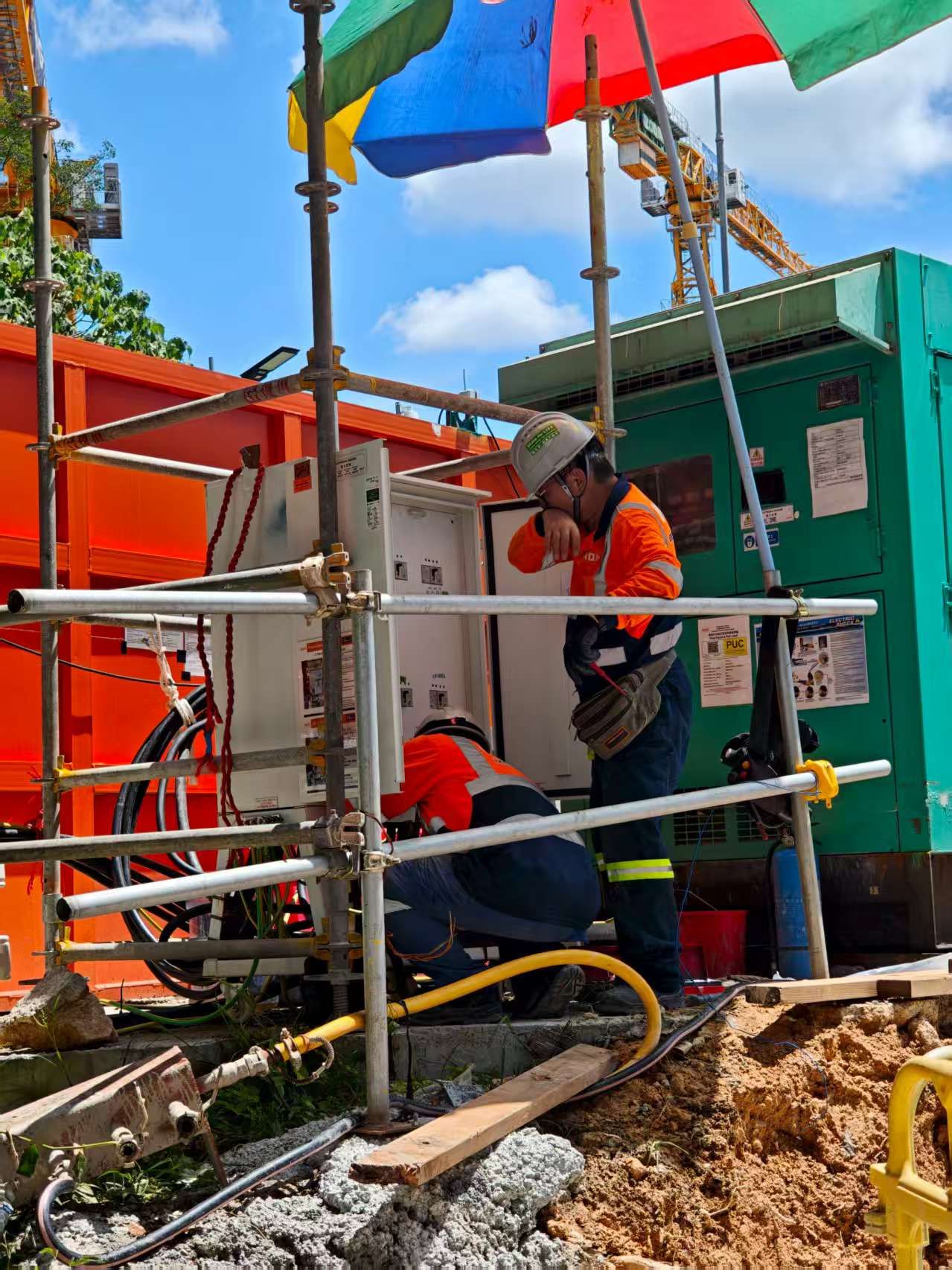 MASSPOINT Hybrid BESS Supports Tower Crane Load at Construction Site