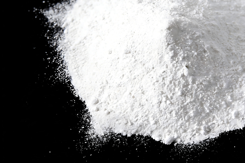Applications and market demand of nano-calcium carbonate in the adhesive industry