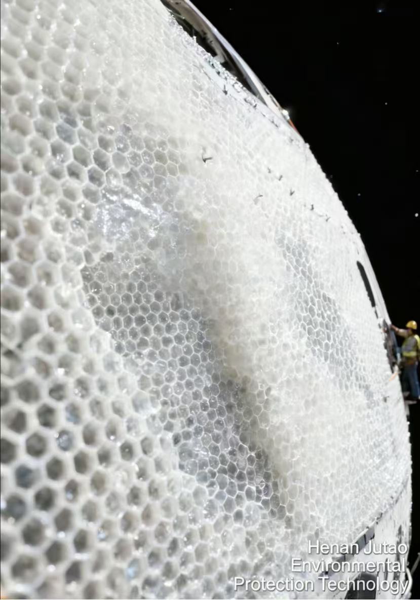 Aerogéis – Isolamento térmico avançado para eficiência energética em edifícios, indústria aeroespacial e novos sistemas de energia.