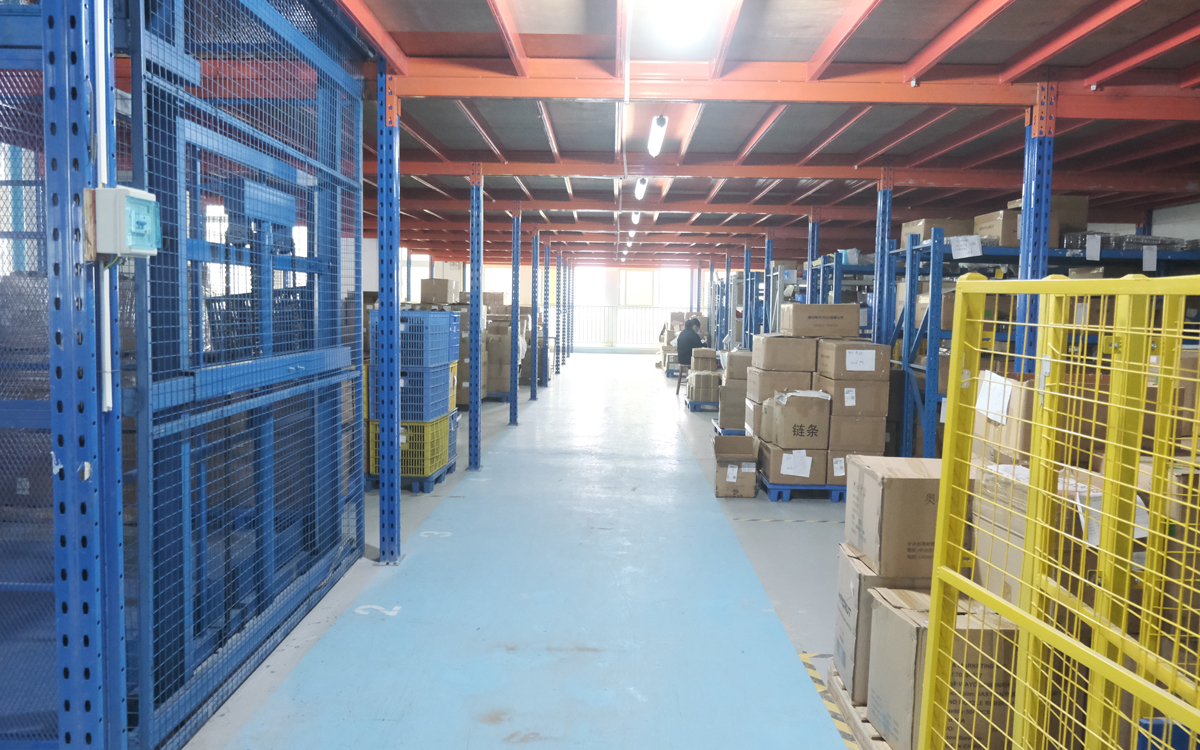 Parts-warehouse