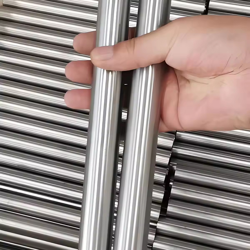 grade-2-titanium-rod-turned-surface-03