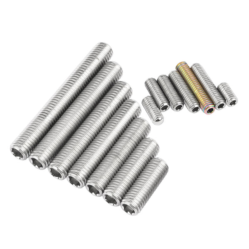vis autotaraudeuses Torx en titane - détail de la tête Torx - 03